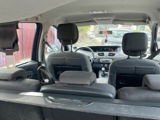 Синий Рено Гранд Сценик, объемом двигателя 1.5 л и пробегом 320 тыс. км за 7700 $, фото 6 на Automoto.ua