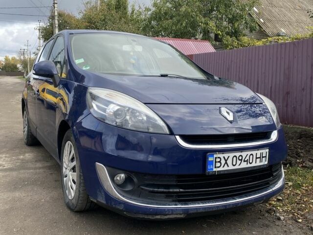 Синий Рено Гранд Сценик, объемом двигателя 1.5 л и пробегом 320 тыс. км за 7700 $, фото 1 на Automoto.ua