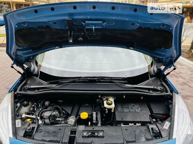 Синий Рено Гранд Сценик, объемом двигателя 1.5 л и пробегом 230 тыс. км за 9999 $, фото 17 на Automoto.ua