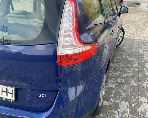 Синий Рено Гранд Сценик, объемом двигателя 1.5 л и пробегом 324 тыс. км за 7250 $, фото 4 на Automoto.ua