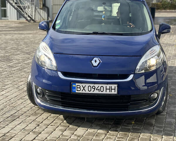 Синий Рено Гранд Сценик, объемом двигателя 1.5 л и пробегом 324 тыс. км за 7250 $, фото 13 на Automoto.ua