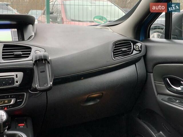 Синій Рено Гранд Сценік, об'ємом двигуна 1.6 л та пробігом 312 тис. км за 9255 $, фото 60 на Automoto.ua