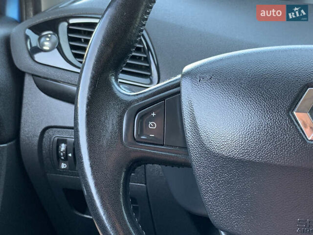 Синій Рено Гранд Сценік, об'ємом двигуна 1.6 л та пробігом 311 тис. км за 9155 $, фото 41 на Automoto.ua