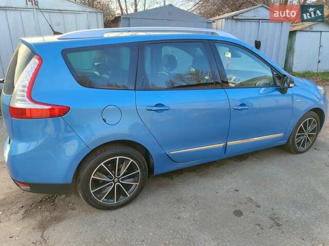 Синий Рено Гранд Сценик, объемом двигателя 1.6 л и пробегом 209 тыс. км за 9800 $, фото 11 на Automoto.ua