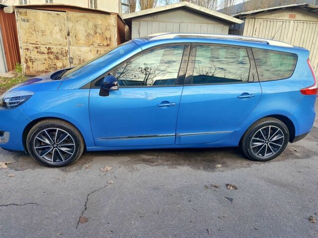 Синий Рено Гранд Сценик, объемом двигателя 1.6 л и пробегом 209 тыс. км за 9650 $, фото 3 на Automoto.ua