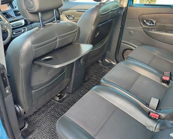 Синий Рено Гранд Сценик, объемом двигателя 1.6 л и пробегом 209 тыс. км за 9800 $, фото 32 на Automoto.ua