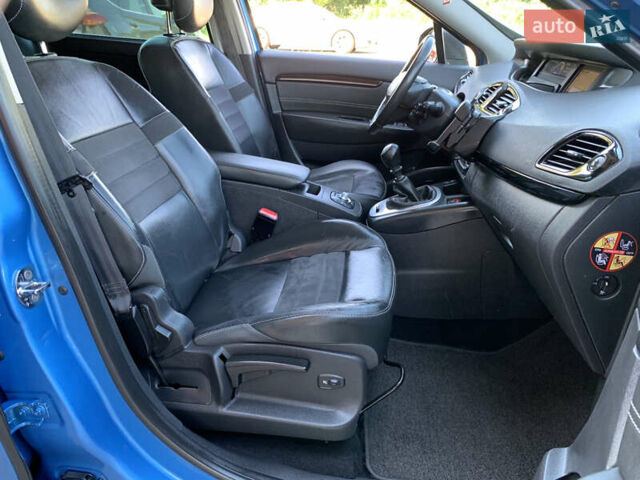 Синій Рено Гранд Сценік, об'ємом двигуна 1.6 л та пробігом 311 тис. км за 9155 $, фото 34 на Automoto.ua
