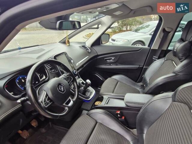 Синий Рено Гранд Сценик, объемом двигателя 1.46 л и пробегом 235 тыс. км за 15499 $, фото 31 на Automoto.ua