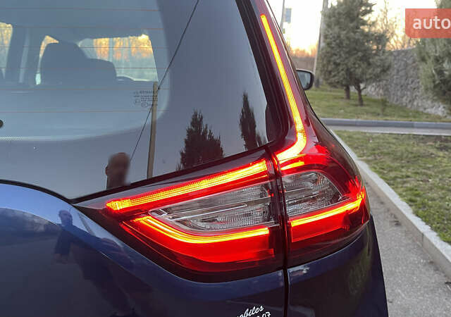 Синий Рено Гранд Сценик, объемом двигателя 1.5 л и пробегом 192 тыс. км за 15500 $, фото 17 на Automoto.ua