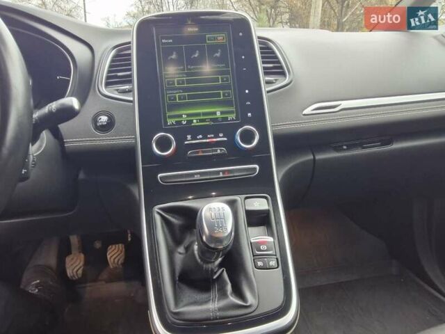 Синий Рено Гранд Сценик, объемом двигателя 1.46 л и пробегом 235 тыс. км за 15499 $, фото 26 на Automoto.ua