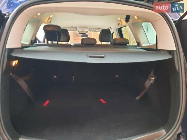 Синий Рено Гранд Сценик, объемом двигателя 1.7 л и пробегом 169 тыс. км за 16250 $, фото 24 на Automoto.ua