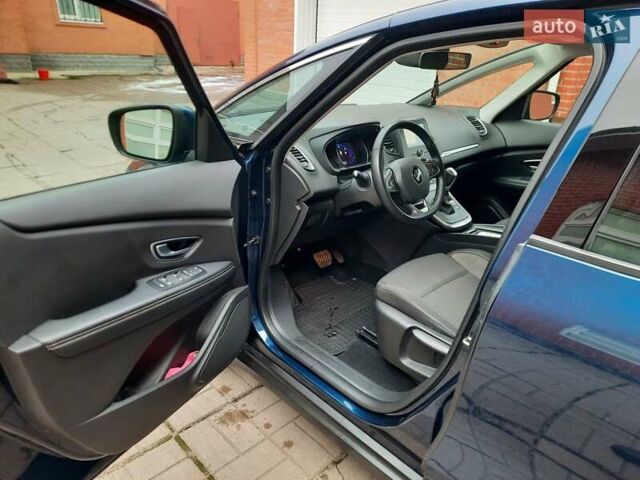 Синий Рено Гранд Сценик, объемом двигателя 1.7 л и пробегом 169 тыс. км за 16250 $, фото 21 на Automoto.ua