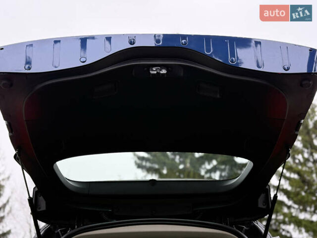 Синий Рено Гранд Сценик, объемом двигателя 1.75 л и пробегом 215 тыс. км за 15400 $, фото 61 на Automoto.ua