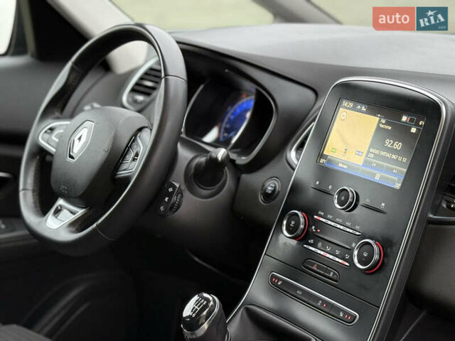 Синий Рено Гранд Сценик, объемом двигателя 1.75 л и пробегом 215 тыс. км за 15400 $, фото 40 на Automoto.ua