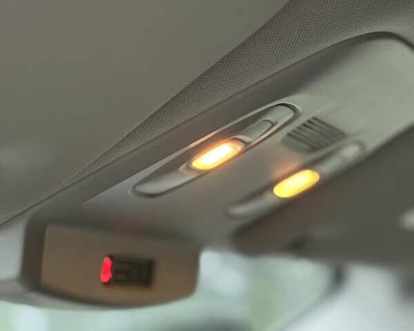 Синій Рено Гранд Сценік, об'ємом двигуна 1.75 л та пробігом 215 тис. км за 15400 $, фото 32 на Automoto.ua