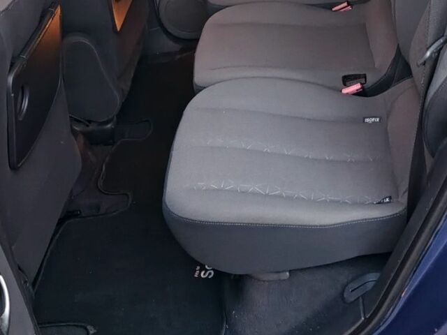 Синий Рено Гранд Сценик, объемом двигателя 1.6 л и пробегом 260 тыс. км за 5500 $, фото 6 на Automoto.ua