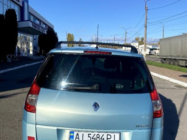Синий Рено Гранд Сценик, объемом двигателя 2 л и пробегом 226 тыс. км за 4550 $, фото 5 на Automoto.ua