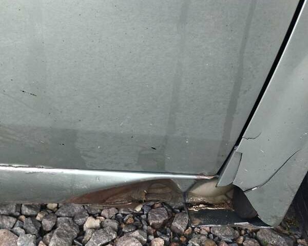 Зеленый Рено Гранд Сценик, объемом двигателя 1.87 л и пробегом 399 тыс. км за 3200 $, фото 8 на Automoto.ua