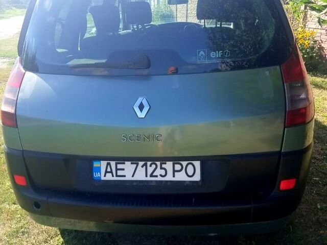 Зелений Рено Гранд Сценік, об'ємом двигуна 1.9 л та пробігом 274 тис. км за 4200 $, фото 1 на Automoto.ua