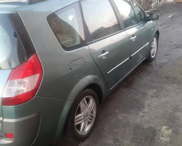 Зелений Рено Гранд Сценік, об'ємом двигуна 2 л та пробігом 165 тис. км за 4600 $, фото 9 на Automoto.ua