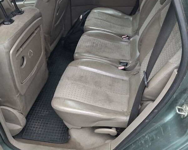 Зеленый Рено Гранд Сценик, объемом двигателя 1.87 л и пробегом 399 тыс. км за 3200 $, фото 3 на Automoto.ua