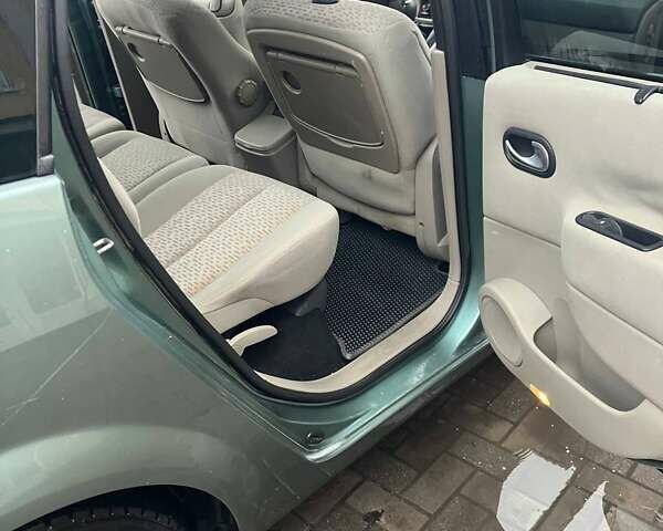 Зеленый Рено Гранд Сценик, объемом двигателя 2 л и пробегом 249 тыс. км за 4950 $, фото 8 на Automoto.ua