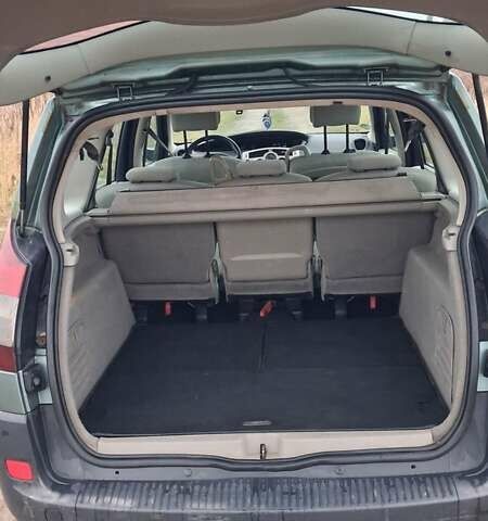 Зелений Рено Гранд Сценік, об'ємом двигуна 1.9 л та пробігом 315 тис. км за 5300 $, фото 5 на Automoto.ua