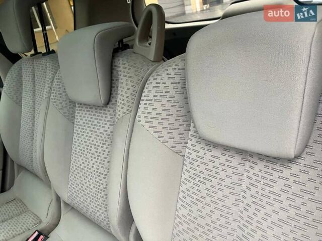 Зеленый Рено Гранд Сценик, объемом двигателя 2 л и пробегом 249 тыс. км за 4950 $, фото 14 на Automoto.ua