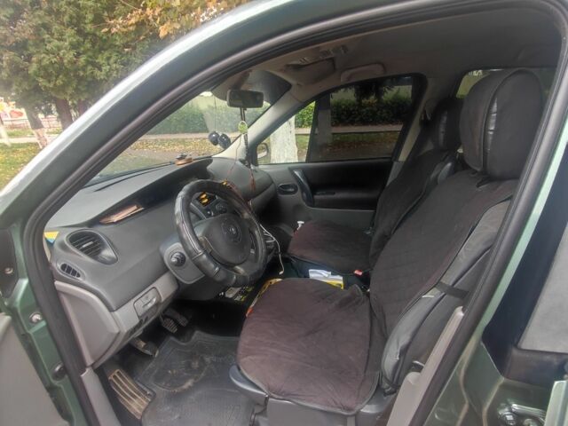 Зелений Рено Гранд Сценік, об'ємом двигуна 1.9 л та пробігом 420 тис. км за 4500 $, фото 6 на Automoto.ua