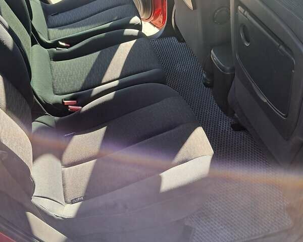 Оранжевый Рено Гранд Сценик, объемом двигателя 2 л и пробегом 220 тыс. км за 6500 $, фото 28 на Automoto.ua