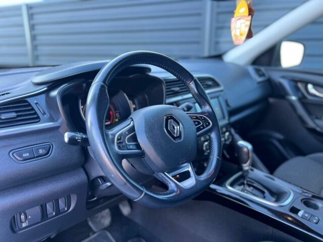 Белый Рено Kadjar, объемом двигателя 1.5 л и пробегом 258 тыс. км за 14600 $, фото 20 на Automoto.ua