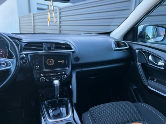 Белый Рено Kadjar, объемом двигателя 1.5 л и пробегом 258 тыс. км за 14600 $, фото 22 на Automoto.ua