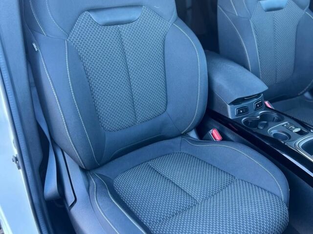 Белый Рено Kadjar, объемом двигателя 1.5 л и пробегом 258 тыс. км за 14600 $, фото 15 на Automoto.ua