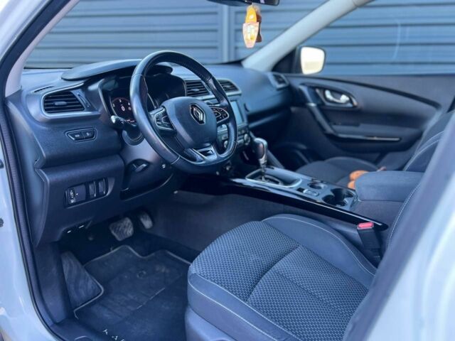 Белый Рено Kadjar, объемом двигателя 1.5 л и пробегом 258 тыс. км за 14600 $, фото 6 на Automoto.ua