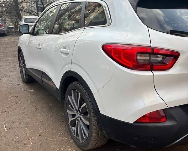Белый Рено Kadjar, объемом двигателя 1.5 л и пробегом 220 тыс. км за 15900 $, фото 15 на Automoto.ua