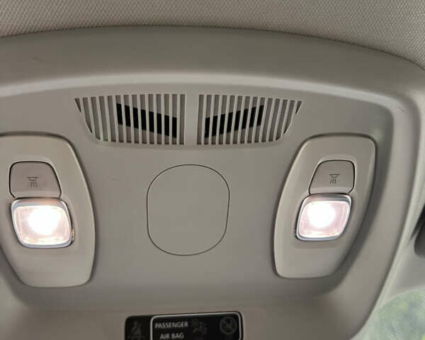 Белый Рено Kadjar, объемом двигателя 1.6 л и пробегом 252 тыс. км за 17800 $, фото 42 на Automoto.ua