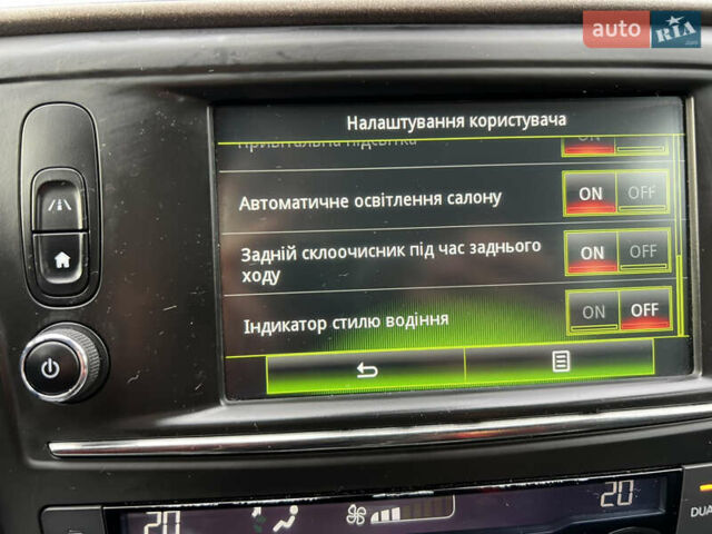 Белый Рено Kadjar, объемом двигателя 1.6 л и пробегом 252 тыс. км за 17800 $, фото 62 на Automoto.ua