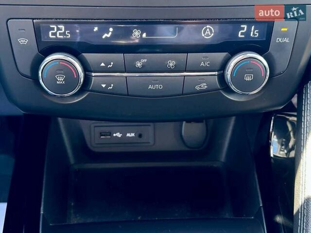 Белый Рено Kadjar, объемом двигателя 1.46 л и пробегом 170 тыс. км за 14200 $, фото 10 на Automoto.ua