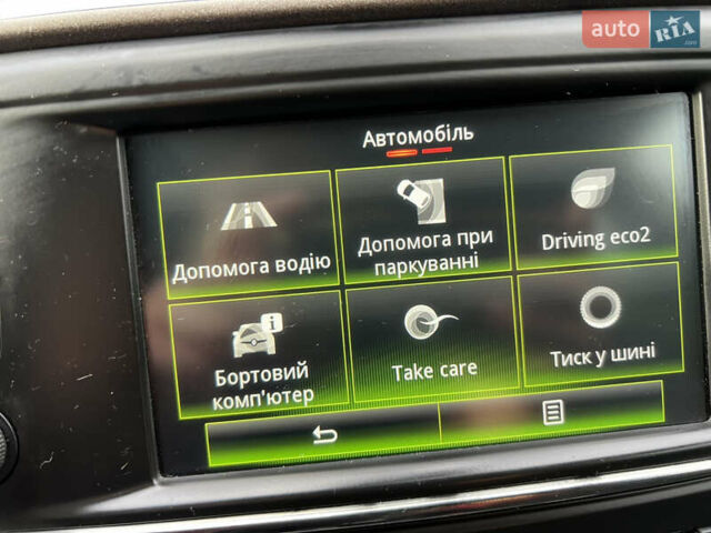 Белый Рено Kadjar, объемом двигателя 1.6 л и пробегом 252 тыс. км за 17800 $, фото 58 на Automoto.ua