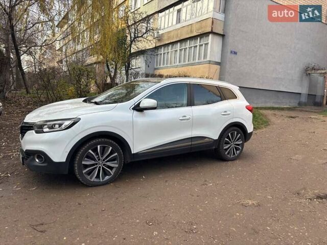 Белый Рено Kadjar, объемом двигателя 1.5 л и пробегом 220 тыс. км за 15900 $, фото 12 на Automoto.ua