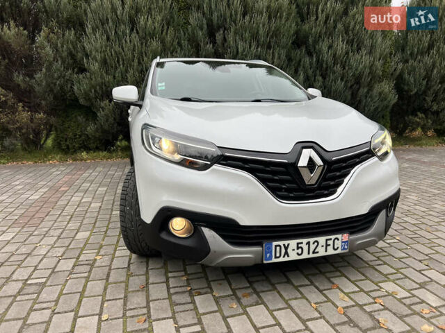 Белый Рено Kadjar, объемом двигателя 1.6 л и пробегом 252 тыс. км за 17800 $, фото 22 на Automoto.ua
