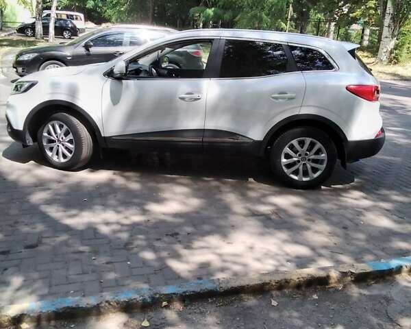 Белый Рено Kadjar, объемом двигателя 1.5 л и пробегом 148 тыс. км за 15999 $, фото 9 на Automoto.ua