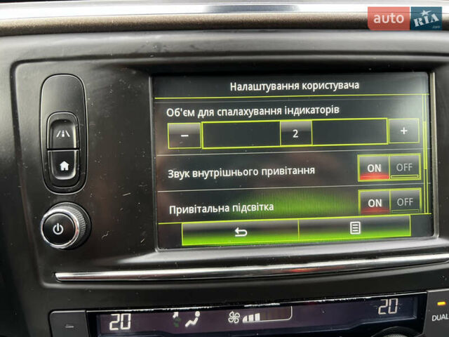 Белый Рено Kadjar, объемом двигателя 1.6 л и пробегом 252 тыс. км за 17800 $, фото 61 на Automoto.ua