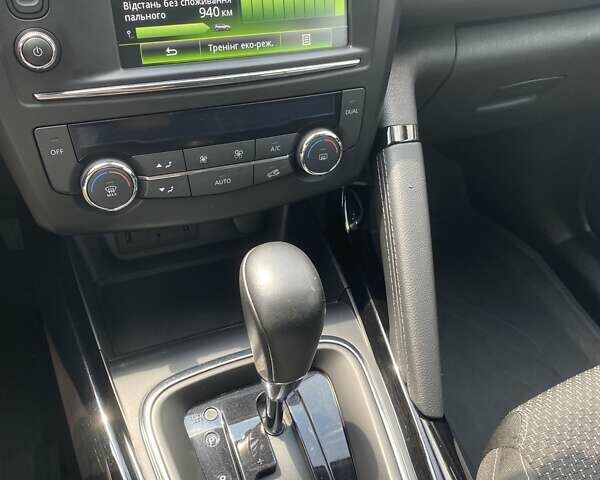 Белый Рено Kadjar, объемом двигателя 1.46 л и пробегом 226 тыс. км за 13600 $, фото 5 на Automoto.ua