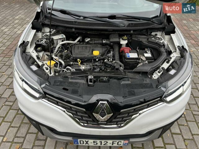 Белый Рено Kadjar, объемом двигателя 1.6 л и пробегом 252 тыс. км за 17800 $, фото 27 на Automoto.ua
