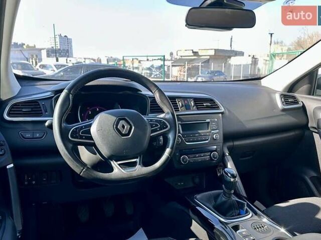 Белый Рено Kadjar, объемом двигателя 1.46 л и пробегом 170 тыс. км за 14200 $, фото 20 на Automoto.ua