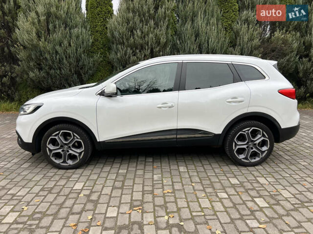 Белый Рено Kadjar, объемом двигателя 1.6 л и пробегом 252 тыс. км за 17800 $, фото 117 на Automoto.ua