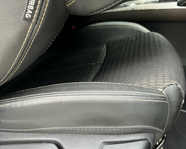 Белый Рено Kadjar, объемом двигателя 1.6 л и пробегом 252 тыс. км за 17800 $, фото 87 на Automoto.ua