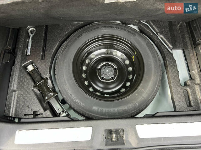 Белый Рено Kadjar, объемом двигателя 1.6 л и пробегом 252 тыс. км за 17800 $, фото 141 на Automoto.ua