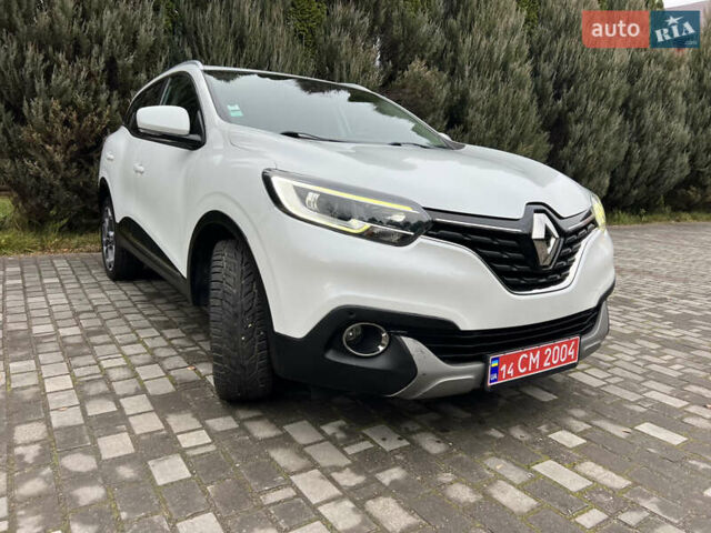 Белый Рено Kadjar, объемом двигателя 1.6 л и пробегом 252 тыс. км за 16850 $, фото 142 на Automoto.ua